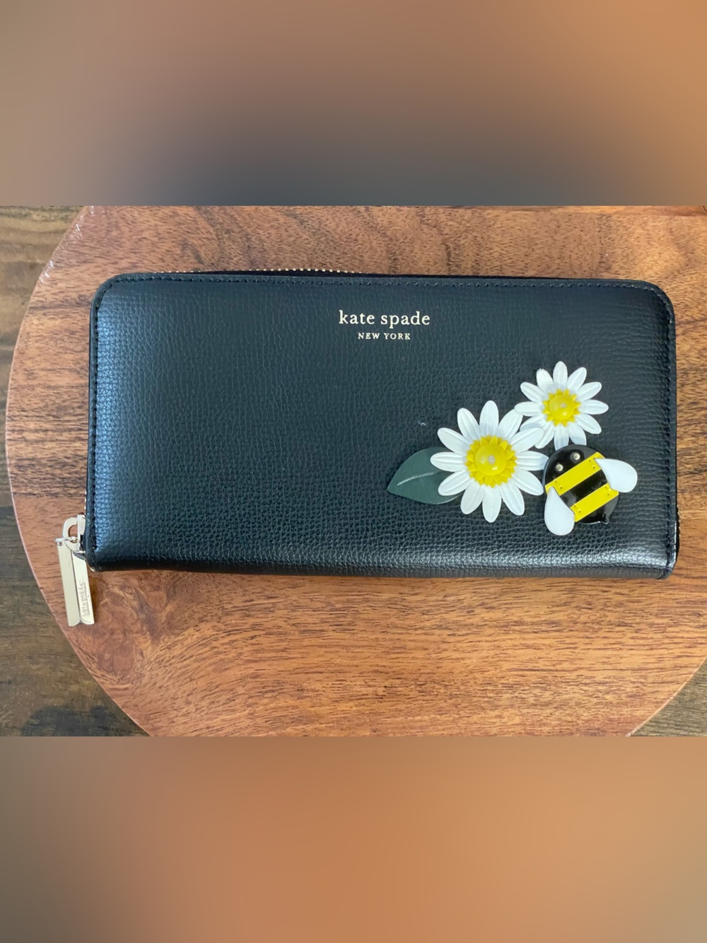 KATE SPADE Buzz Zip Around Wallet